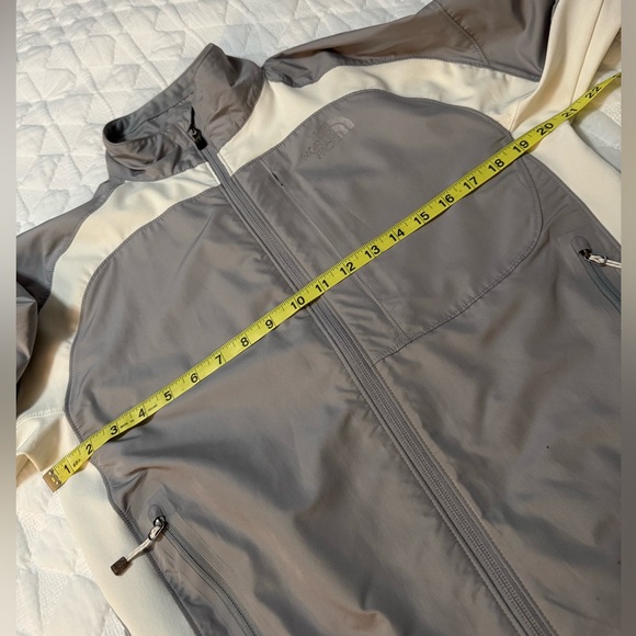 The North Face - Picture 4 of 9